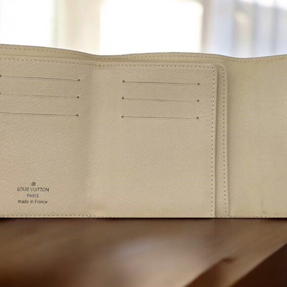 Authentic LOUIS VUITTON Damier Azur Koala Wallet (see notes before buying). - Picture 4 of 9